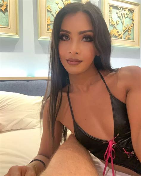 Chocolate Milk слив nude фото модели Голая Anikachoco с Onlyfans 18