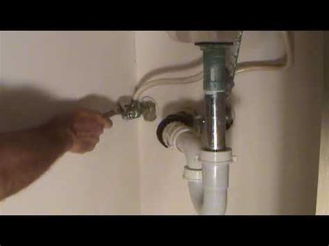 How Do I Know Which Direction To Loosen Plumbing Fitting Youtube