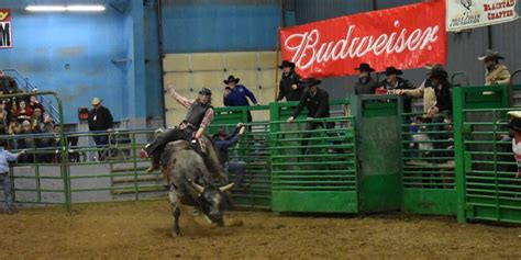 Grays Harbor Indoor Pro Rodeo Sees Record Turnout Mass Excitement