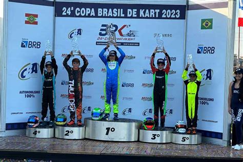 Kart Após 17 anos Pedro Piquet é novamente campeão da Copa Brasil de