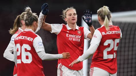 Arsenal Women 1 0 Juventus Women Vivianne Miedema Keeps Gunners Three