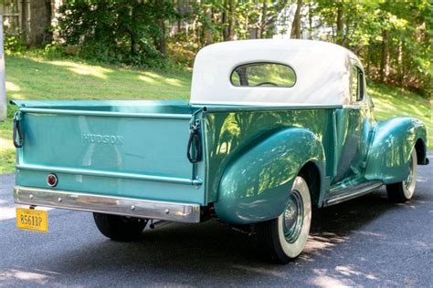 Haul Awards And Admiration In This Ultra Rare 1946 Hudson Super Six Cab