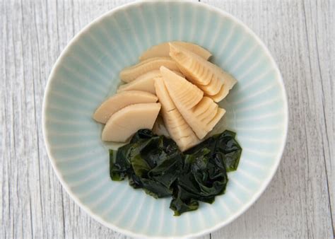 Simmered Bamboo Shoots With Wakame Seaweed Recipetin Japan