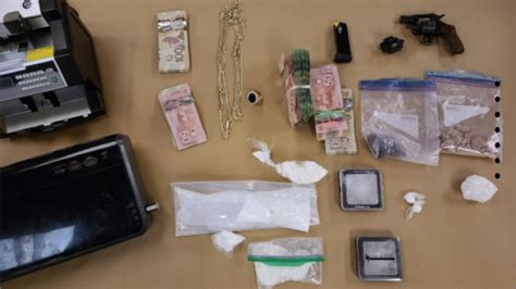 London Police Seize Drugs And Prohibited Weapon Thelondonpress Uk