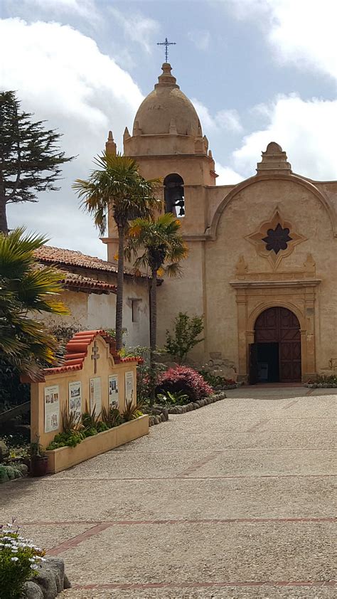 Carmel Mission Basilica - Shrine of Saint Junipero Serra