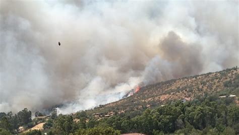 Declaran Alerta Roja Para Villa Alemana Por Incendio Forestal Que Ha Afectado Cuatro Viviendas