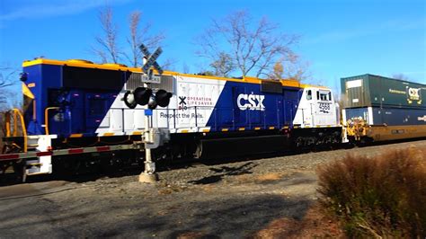 CSX Operation Lifesaver Commemorative Locomotive Locomotive 52 OFF