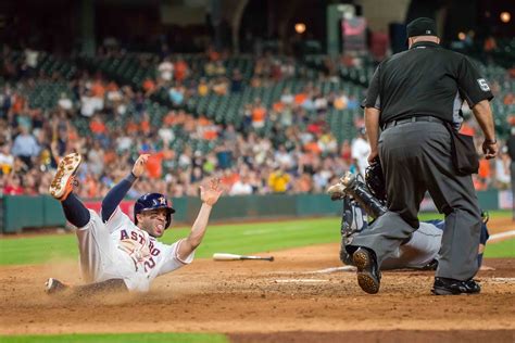 Astros Sink Mariners During Fight For Wild Card Houston Houston Press The Leading