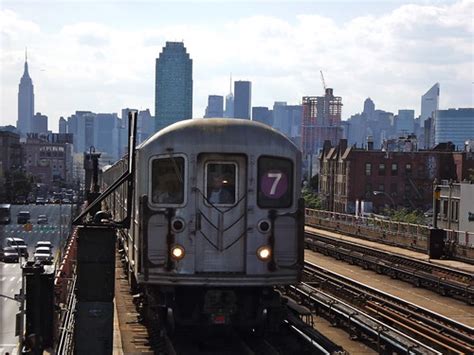 R62A 7 Train approaching 46 St | Brian | Flickr