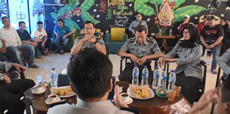 Hadirkan Konsep Cafe Baru Di Lapas Kelas I Malang Untuk Pembinaan