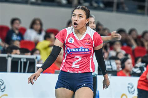 Alyssa Valdez Sees Month Injury Rehab Pay Off Passes F S Set