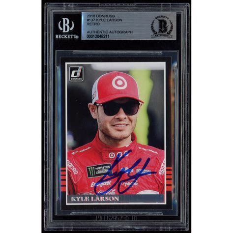 Kyle Larson Signed 2018 Donruss 137 Retro BGS Encapsulated