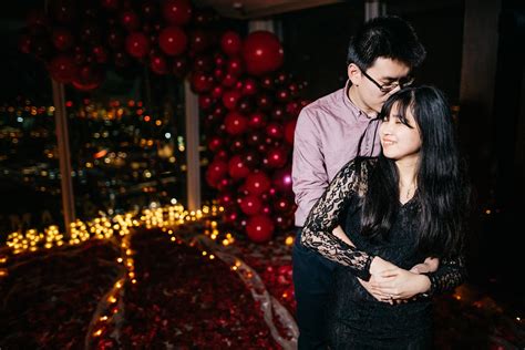 Balloon Arch Marriage Proposal At The Shard The One Romance