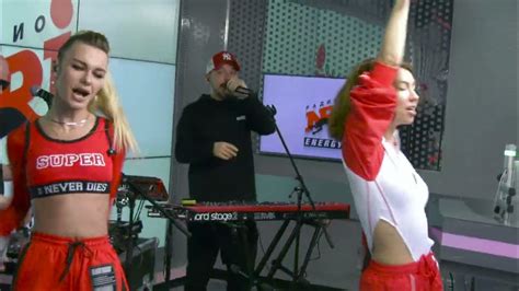 Filatov & Karas (vs Лигалайз)- Будущие мамы 2.0 [Live @ Radio NRJ ...