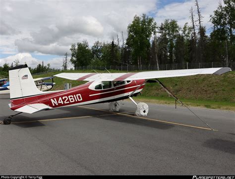 N Private Cessna J Skywagon Photo By Terry Figg Id