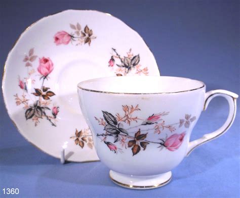 Duchess Pink Rose Large Vintage Bone China Tea Cup And Saucer Tazze