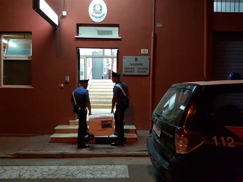 Arrestati Per Rapina Ai Danni Di Un Ambulante Napoletano Due Uomini Di