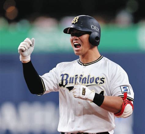 首位打者のオリックス・頓宮裕真がトドメの一撃「初球からいこうと腹をくくっていた」：中日スポーツ・東京中日スポーツ