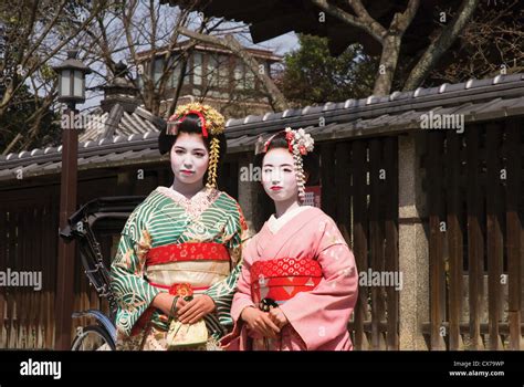 Two Geishas In Old Kyoto Kyoto Japan Stock Photo Alamy