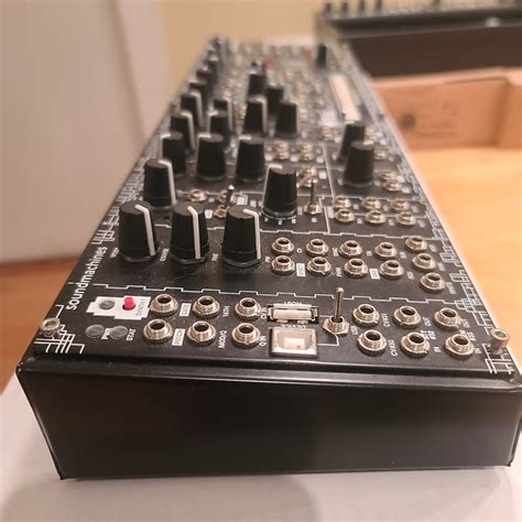 Soundmachines Modular Black Reverb