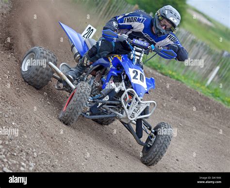 Quad racing hi-res stock photography and images - Alamy