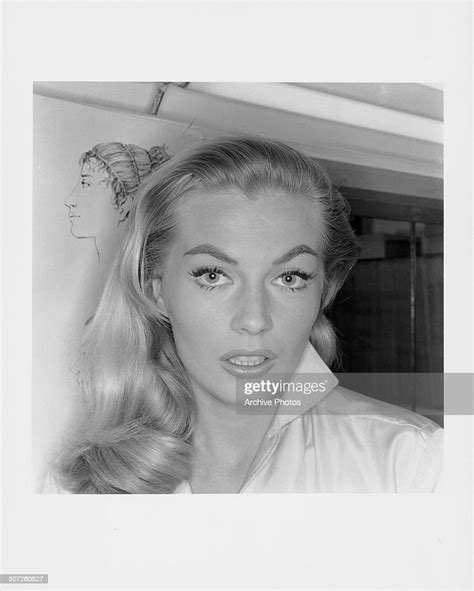 Headshot Of Actress Anita Ekberg Circa 1955 News Photo Getty Images