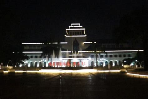 Sebagian Kawasan Bandung Raya Diguyur Hujan Sedang Umumnya Cerah Berawan