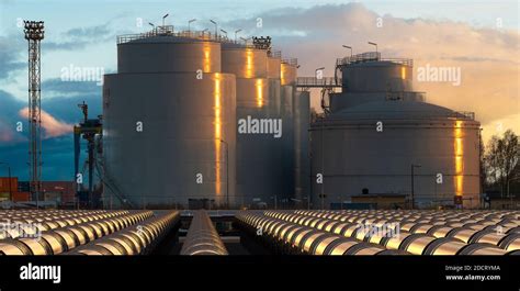 Oil Refinery Pipelines Abstract Hi Res Stock Photography And Images Alamy