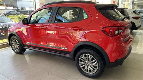 AVALIAÇÃO NOVO FIAT ARGO 1 3 TREKKING 2022 VERMELHO PREÇOS E CORES