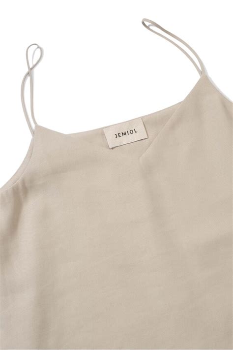 TOP JUNO NUDE