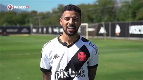 Paulinho Comemora Chegada Ao Vasco E Se Declara Meu Time Gazeta