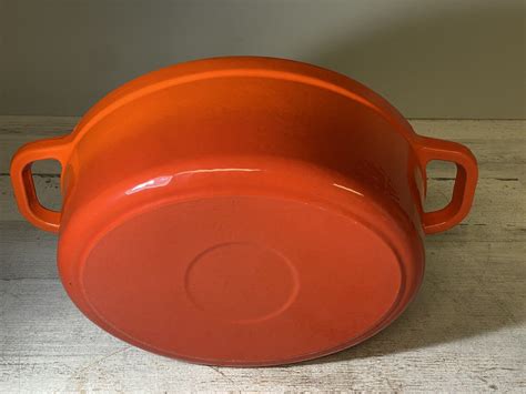 Berghoff 5 Qt Cast Iron Oval Casserole Dish Orange Store Display Item Nice Ebay