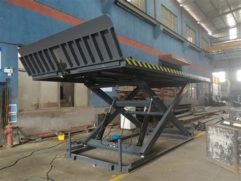 Explosion Proof Hydraulic Dock Lift Loading Ramp For Load Or Unload