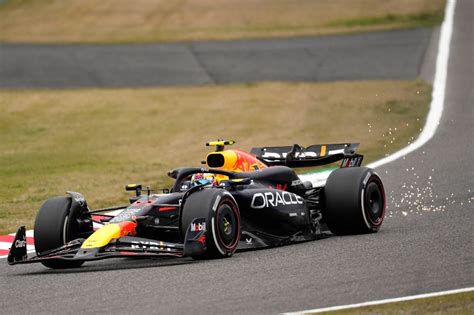 Sergio P Rez Second At The Start Of Free Practice At The Japanese Gp