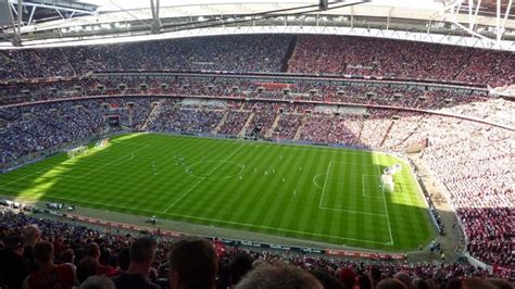 Laga Pertama Real Madrid Di Stadion Wembley