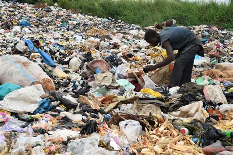 Nigeria Lagos Bannit Le Polystyr Ne Et Les Plastiques Usage Unique