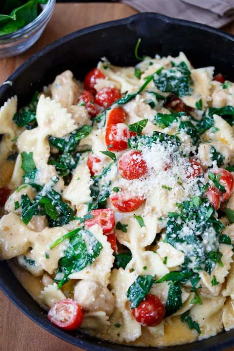 Skillet Chicken Alfredo Pasta The Cozy Cook