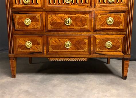 Proantic Louis Xvi Commode In Marquetry