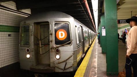 MTA New York City Subway 205th Street Bound R68 D Train Via The F