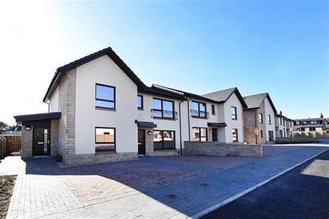 Falkirk Council Tenants Given The Keys To 43 New Homes In Bainsford