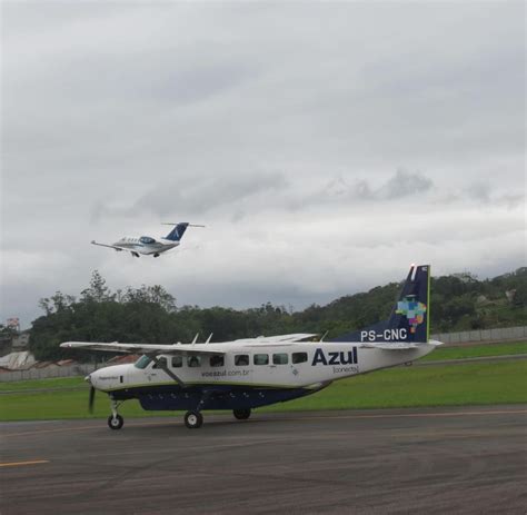 FOTOS Aeroporto de Blumenau recebe primeiro voo comercial após 20 anos