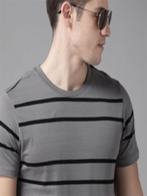 Buy Roadster Men Grey Black Pure Cotton Striped Round Neck Pure Cotton