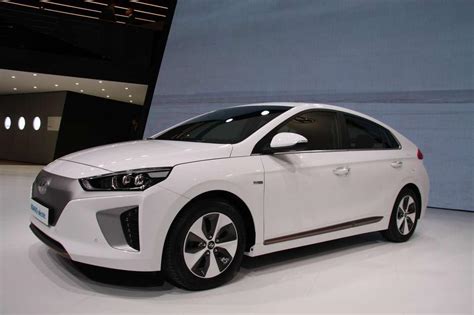 La Hyundai Ioniq Lectrique Se R V Le Au Salon De Gen Ve