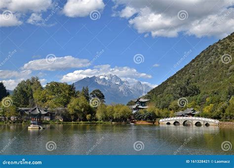 Black Dragon Lagoon In Lijiang Yunnan Province China Stock Image