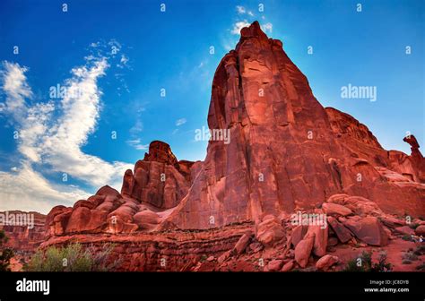 Rock Tower Queen Nefertiti Stone Pillar Park Avenue Section Arches