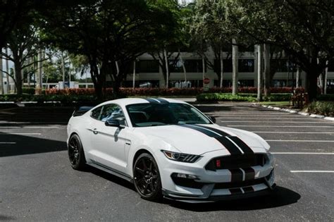 Used Ford Mustang Shelby Gt350 R Fastback Rwd For Sale With Photos Cargurus