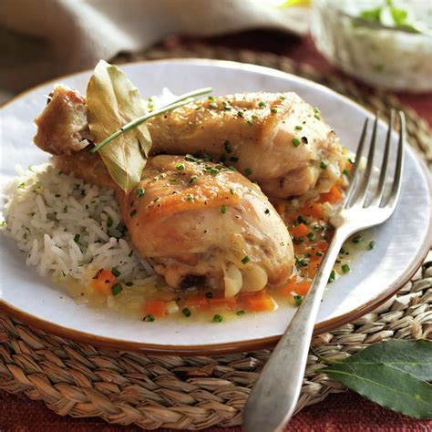 Muslos De Pollo En Salsa Receta De La Abuela Con Arroz Blanco