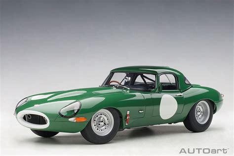 Auto Art Jaguar Lightweight E Type Opalescent Dark Green