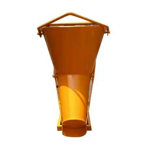 Banana Type Concrete Bucket For Construction Industry Capacity 05