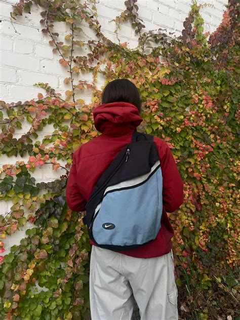 Nike Vintage Nike Cross Body Backpack | Grailed
